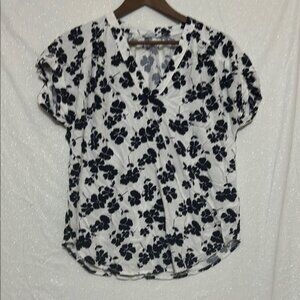 GAP Navy and White Puff Sleeve V-Neck Blouse